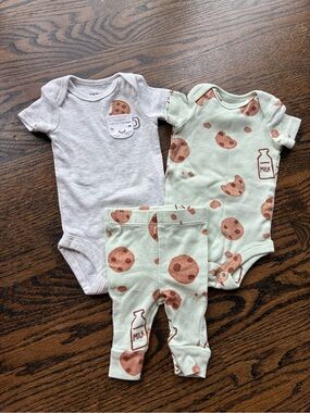 Baby onesie set
